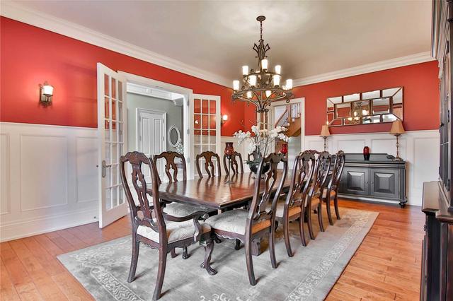 17 Frank Crt, House detached with 6 bedrooms, 8 bathrooms and 12 parking in Richmond Hill ON | Image 36