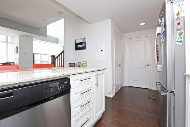 Th 18 - 6 Pirandello St, Townhouse with 2 bedrooms, 2 bathrooms and 1 parking in Toronto ON | Image 5