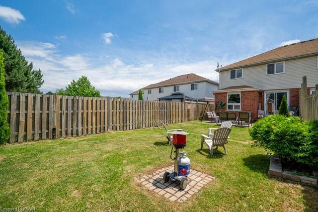 28 Watercress Court, House semidetached with 3 bedrooms, 2 bathrooms and 4 parking in Kitchener ON | Image 33