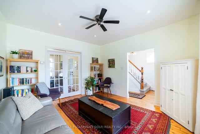 281 Melville St, House detached with 3 bedrooms, 1 bathrooms and 0 parking in Hamilton ON | Image 4