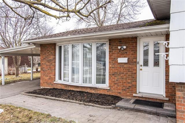 327 Overlea Drive, House detached with 4 bedrooms, 2 bathrooms and 3 parking in Kitchener ON | Image 40