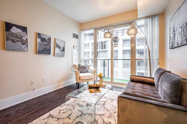 705 - 560 Front St W, Condo with 1 bedrooms, 1 bathrooms and 0 parking in Toronto ON | Image 3