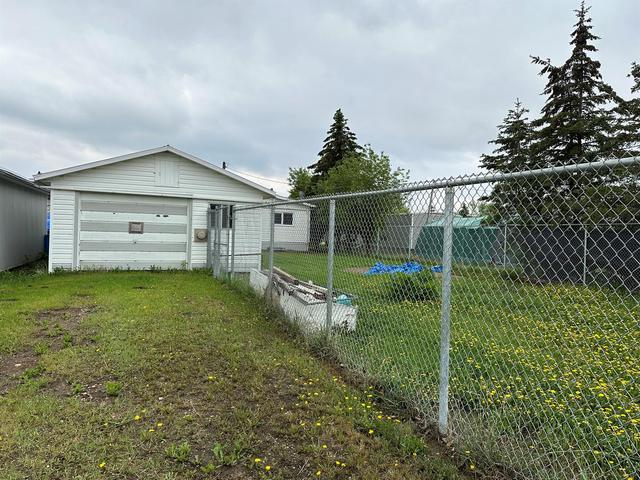 006 1st Avenue Sw, House detached with 3 bedrooms, 1 bathrooms and 6 parking in Falher AB | Image 14