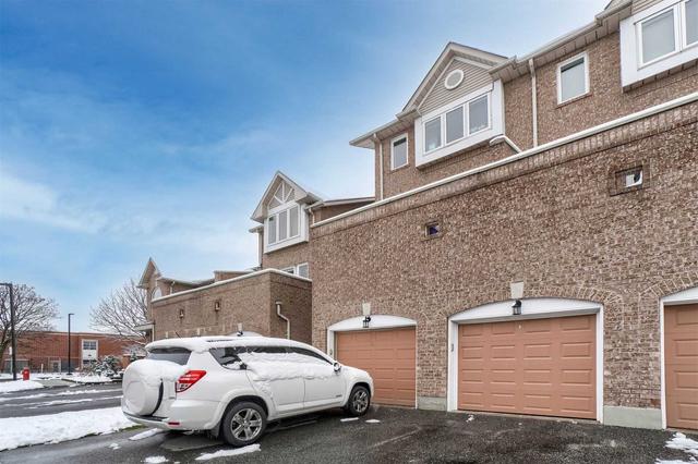 297 - 60 Barondale Dr, Townhouse with 2 bedrooms, 2 bathrooms and 2 parking in Mississauga ON | Image 12