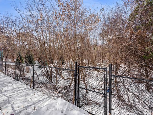 153 Verobeach Blvd, House detached with 3 bedrooms, 2 bathrooms and 6 parking in Toronto ON | Image 20
