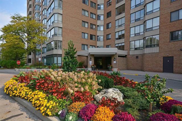 205 - 7601 Bathurst St, Condo with 2 bedrooms, 2 bathrooms and 1 parking in Vaughan ON | Image 7