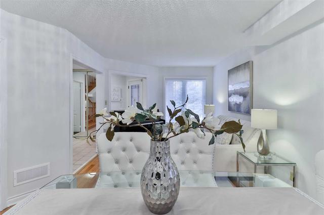 938 Binscarth Dr, House detached with 4 bedrooms, 3 bathrooms and 4 parking in Mississauga ON | Image 27
