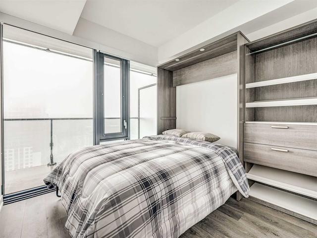 4001 - 161 Roehampton Ave, Condo with 1 bedrooms, 1 bathrooms and 0 parking in Toronto ON | Image 14