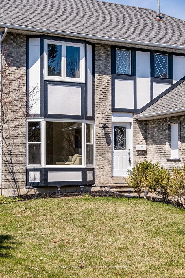 937 Chippenham Dr, House detached with 3 bedrooms, 4 bathrooms and 5 parking in Mississauga ON | Image 34