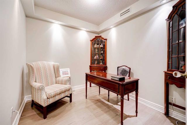 305 - 38 William Carson Cres, Condo with 2 bedrooms, 2 bathrooms and 1 parking in Toronto ON | Image 11