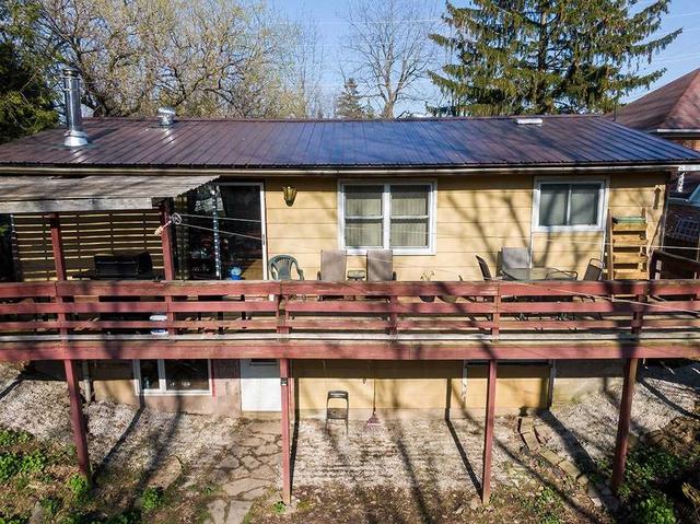 130 Pearson St, House detached with 2 bedrooms, 2 bathrooms and 6 parking in Meaford ON | Image 3