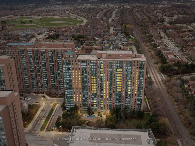 209 - 135 Hillcrest Ave, Condo with 2 bedrooms, 1 bathrooms and 1 parking in Mississauga ON | Image 28