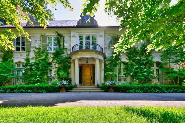 16 Hedgewood Rd, House detached with 5 bedrooms, 9 bathrooms and 16 parking in Toronto ON | Image 1