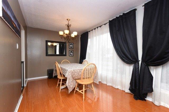 856 Krosno Blvd, House detached with 3 bedrooms, 2 bathrooms and 4 parking in Pickering ON | Image 3
