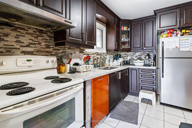 14 Shady Glen Rd, House detached with 4 bedrooms, 3 bathrooms and 5 parking in Toronto ON | Image 15