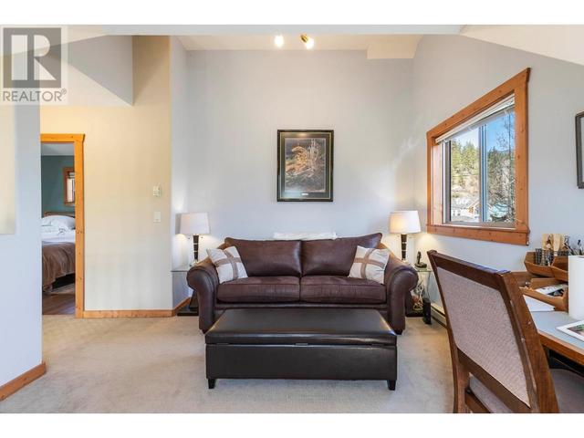 7331 Fintry Delta Road, House detached with 3 bedrooms, 2 bathrooms and 2 parking in Central Okanagan West BC | Image 18