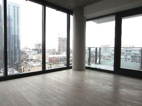 1401 - 224 King St W, Condo with 1 bedrooms, 1 bathrooms and null parking in Toronto ON | Image 3