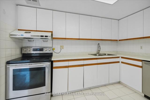 511 - 225 Bamburgh Circ, Condo with 2 bedrooms, 2 bathrooms and 1 parking in Toronto ON | Image 26