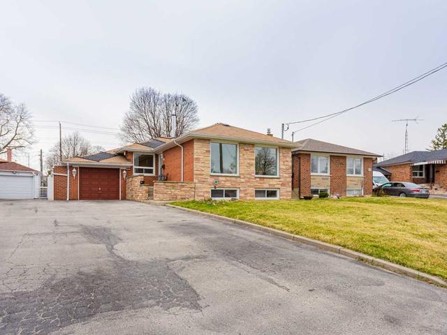 42 Jeffton Cres, House detached with 3 bedrooms, 2 bathrooms and 4 parking in Toronto ON | Image 12