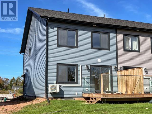 2 Enderis Lane, House attached with 3 bedrooms, 2 bathrooms and null parking in Charlottetown PE | Image 2