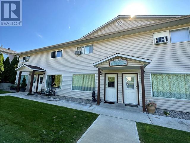 2 - 6015 Maple Drive, House attached with 2 bedrooms, 1 bathrooms and 1 parking in Osoyoos BC | Image 1