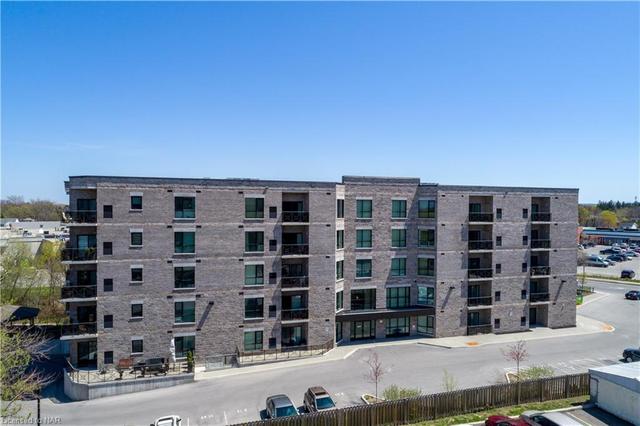 307 - 379 Scott Street, House attached with 1 bedrooms, 1 bathrooms and null parking in St. Catharines ON | Image 8