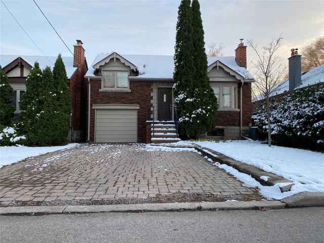 187 Roe Ave, House detached with 3 bedrooms, 1 bathrooms and 5 parking in Toronto ON | Card Image