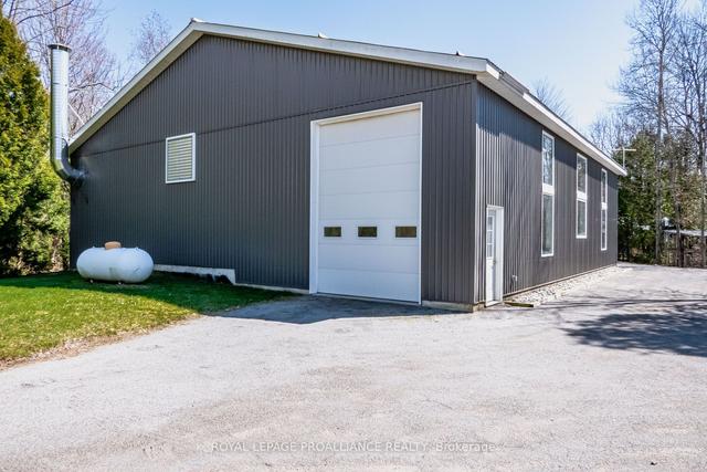 1134 Stoney Point Rd, House detached with 3 bedrooms, 1 bathrooms and 29 parking in Quinte West ON | Image 28