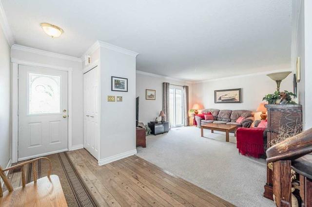 63 Janefield Ave, Townhouse with 3 bedrooms, 3 bathrooms and 3 parking in Guelph ON | Image 37