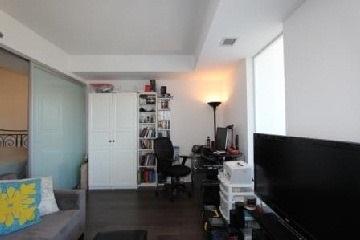 501 - 225 Sackville St, Condo with 1 bedrooms, 1 bathrooms and null parking in Toronto ON | Image 3