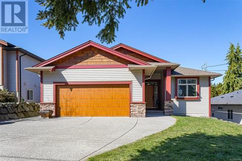221 Calder Rd, House detached with 5 bedrooms, 3 bathrooms and 4 parking in Nanaimo BC | Card Image