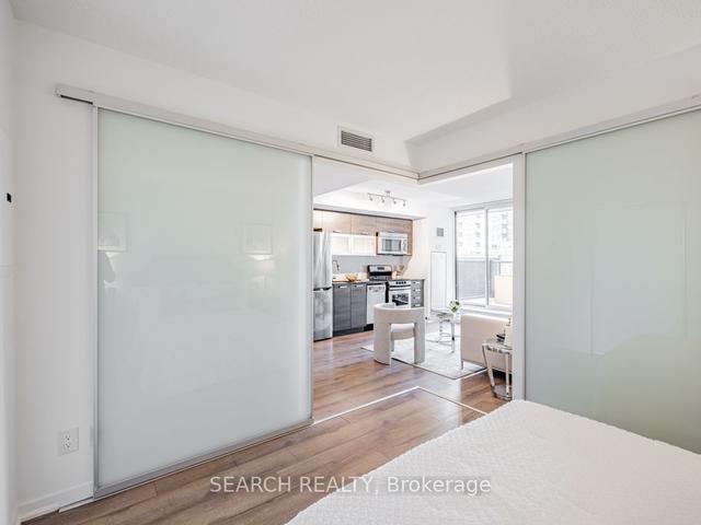 910 - 68 Abell St, Condo with 1 bedrooms, 1 bathrooms and 1 parking in Toronto ON | Image 8