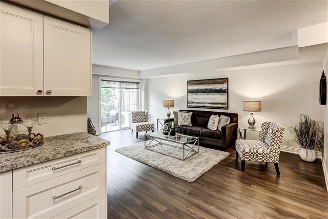 22 - 47 Hays Blvd, Townhouse with 2 bedrooms, 2 bathrooms and 1 parking in Oakville ON | Image 4