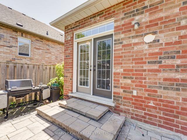 917 Bayley Crt, House detached with 2 bedrooms, 3 bathrooms and 5 parking in Newmarket ON | Image 21