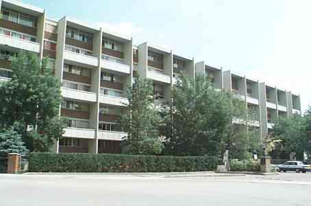 104 - 2121 Roche Crt, Condo with 3 bedrooms, 2 bathrooms and null parking in Mississauga ON | Image 1