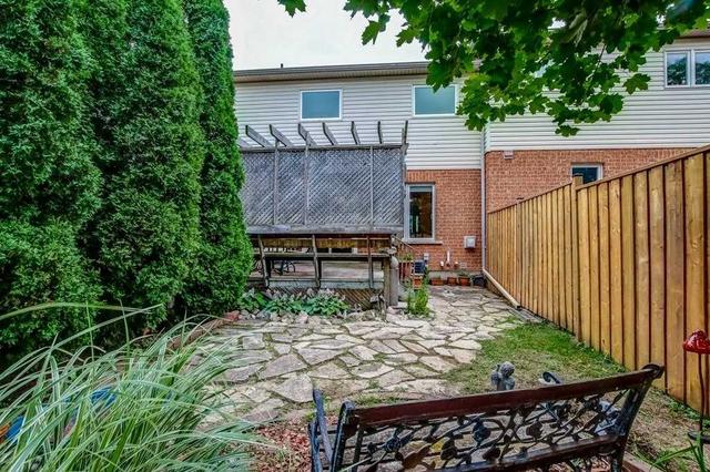 4041 Jarvis Cres, House attached with 2 bedrooms, 2 bathrooms and 2 parking in Burlington ON | Image 19
