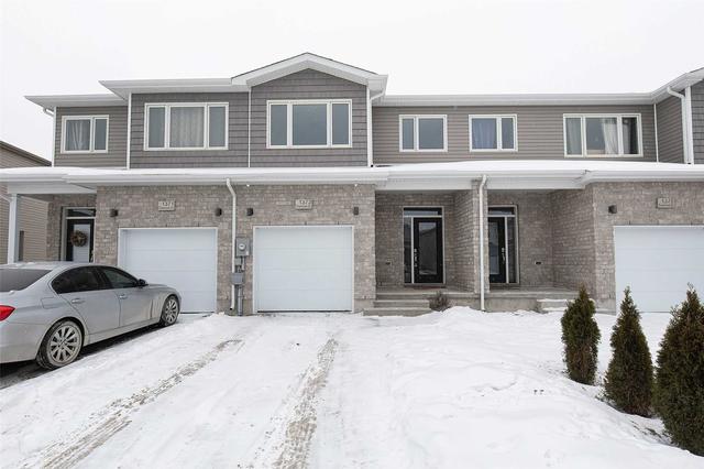 1373 Tremont Dr, House attached with 3 bedrooms, 3 bathrooms and 3 parking in Kingston ON | Image 1