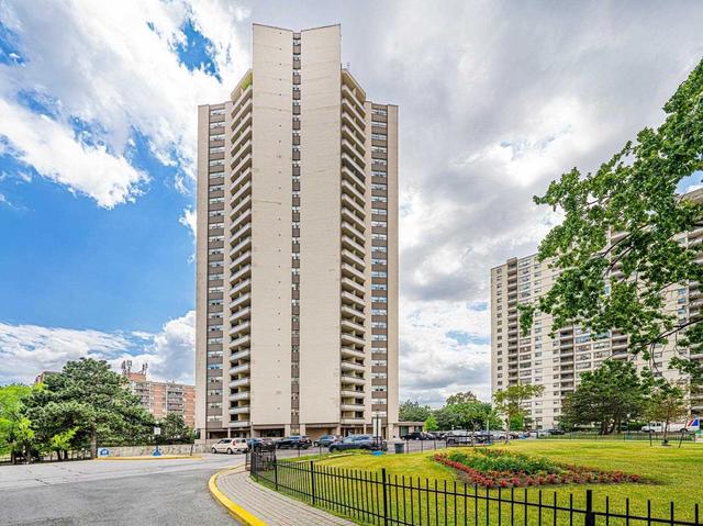 1002 - 380 Dixon Rd, Condo with 2 bedrooms, 1 bathrooms and 1 parking in Toronto ON | Image 1