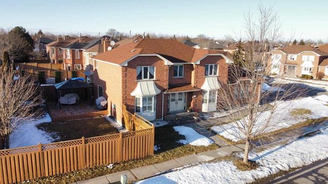 219 Hoover Dr, House detached with 4 bedrooms, 3 bathrooms and 4 parking in Pickering ON | Image 20