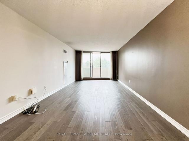 205 - 299 Mill Road Rd, Condo with 3 bedrooms, 2 bathrooms and 1 parking in Toronto ON | Image 11