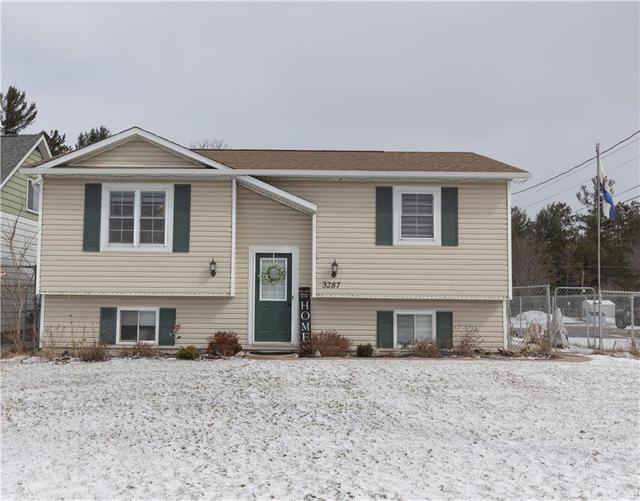 3287 Petawawa Boulevard, House detached with 3 bedrooms, 2 bathrooms and 3 parking in Petawawa ON | Image 1