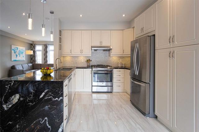 287 Harbord St, House detached with 4 bedrooms, 4 bathrooms and 4 parking in Markham ON | Image 18