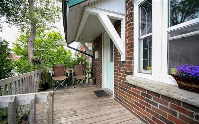 33 Hertle Ave, House semidetached with 2 bedrooms, 2 bathrooms and null parking in Toronto ON | Image 3