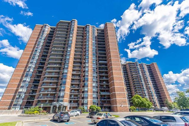 2004 - 236 Albion Rd, Condo with 3 bedrooms, 2 bathrooms and 1 parking in Toronto ON | Card Image