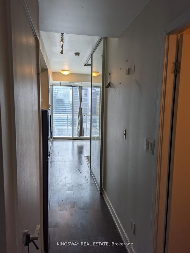 3002 - 126 Simcoe St, Condo with 1 bedrooms, 1 bathrooms and 0 parking in Toronto ON | Image 13