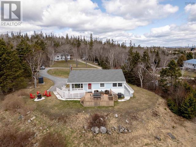 21 Minnie Miller Lane, House detached with 2 bedrooms, 1 bathrooms and null parking in Chester NS | Image 3
