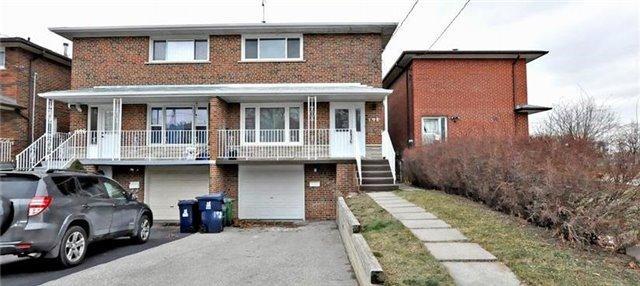 198 Magnolia Ave, House semidetached with 3 bedrooms, 3 bathrooms and 2 parking in Toronto ON | Image 1