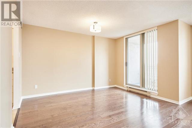 604 - 215 Parkdale Avenue, Condo with 1 bedrooms, 1 bathrooms and 1 parking in Ottawa ON | Image 3