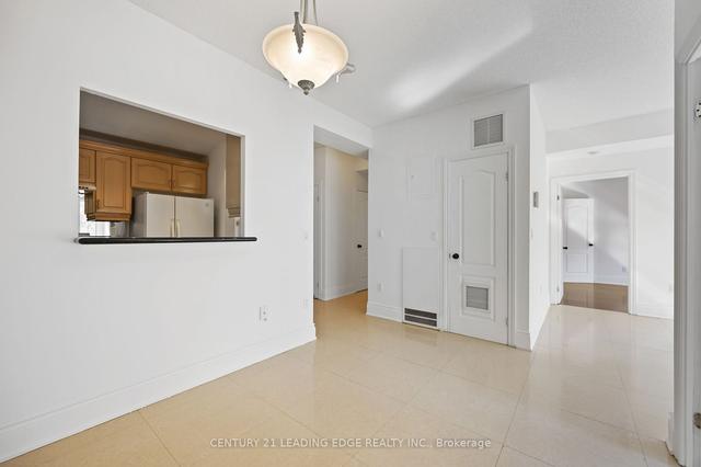 201 - 53 Woodbridge Ave, Condo with 2 bedrooms, 1 bathrooms and 1 parking in Vaughan ON | Image 5
