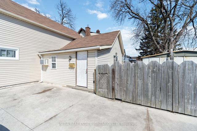 250 Maxwell St, House detached with 5 bedrooms, 2 bathrooms and 3 parking in Sarnia ON | Image 19